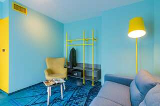 Отель ibis Styles Bucharest Erbas Бухарест Семейный номер с диваном-кроватью-4
